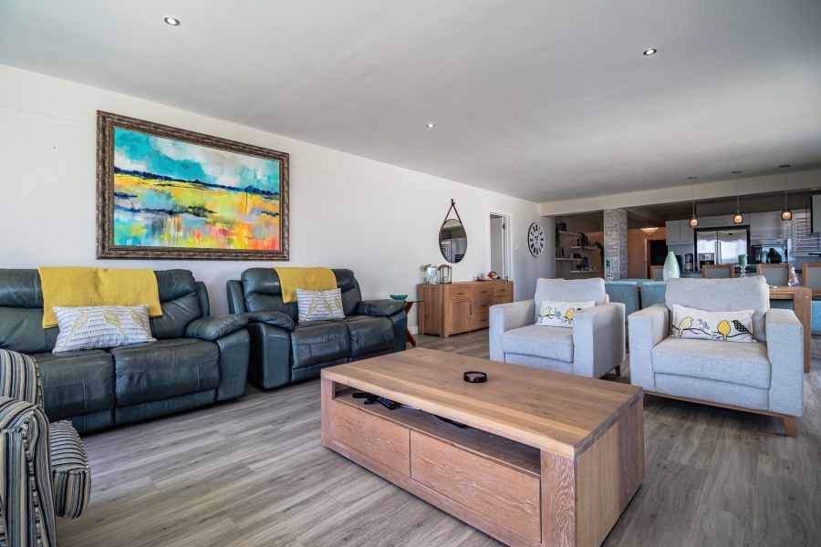 3 Bedroom Property for Sale in Summerstrand Eastern Cape